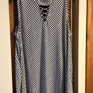 Cato Monochrome Striped Sleeveless Blouse